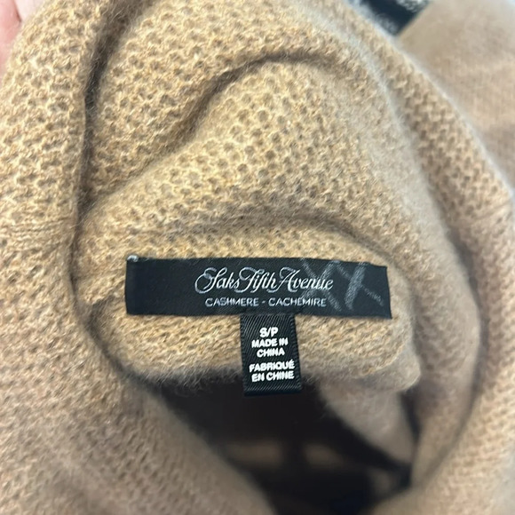 SAKS FIFTH AVENUE cashmere split back turtleneck sweater - Picture 5 of 10